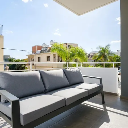 Apartment Alpha Court *